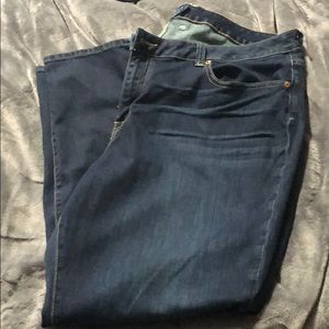 Dark wash skinny jeans